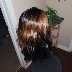 *NEW Bobbi Boss synthetic lace wig